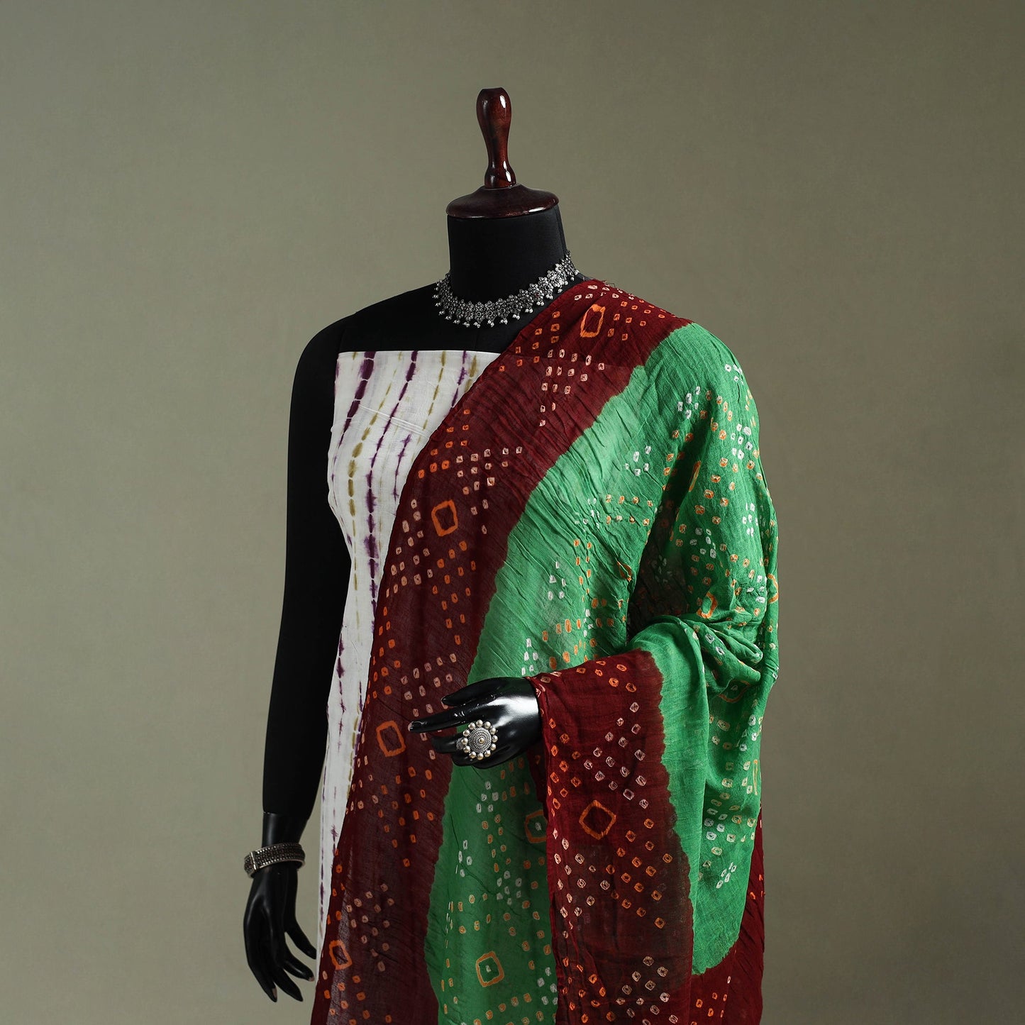 Kutch tie-dye pure mul cotton bandhani dupatta 14
