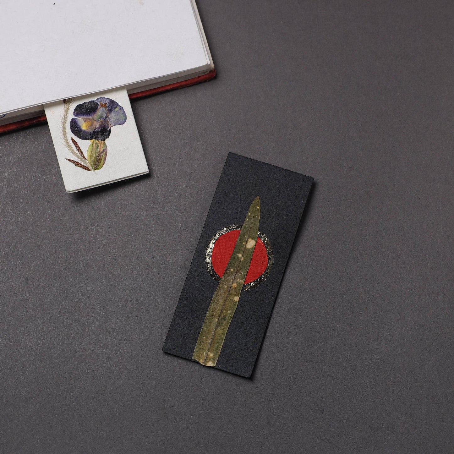 Buy Leaves Art Handmade Paper Magnetic Bookmark