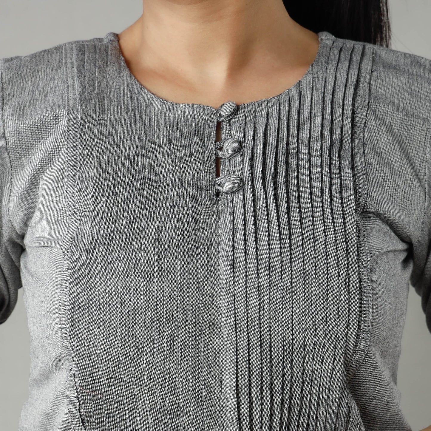 Plain Jhiri Handloom Cotton Pintuck Long Kurta Online