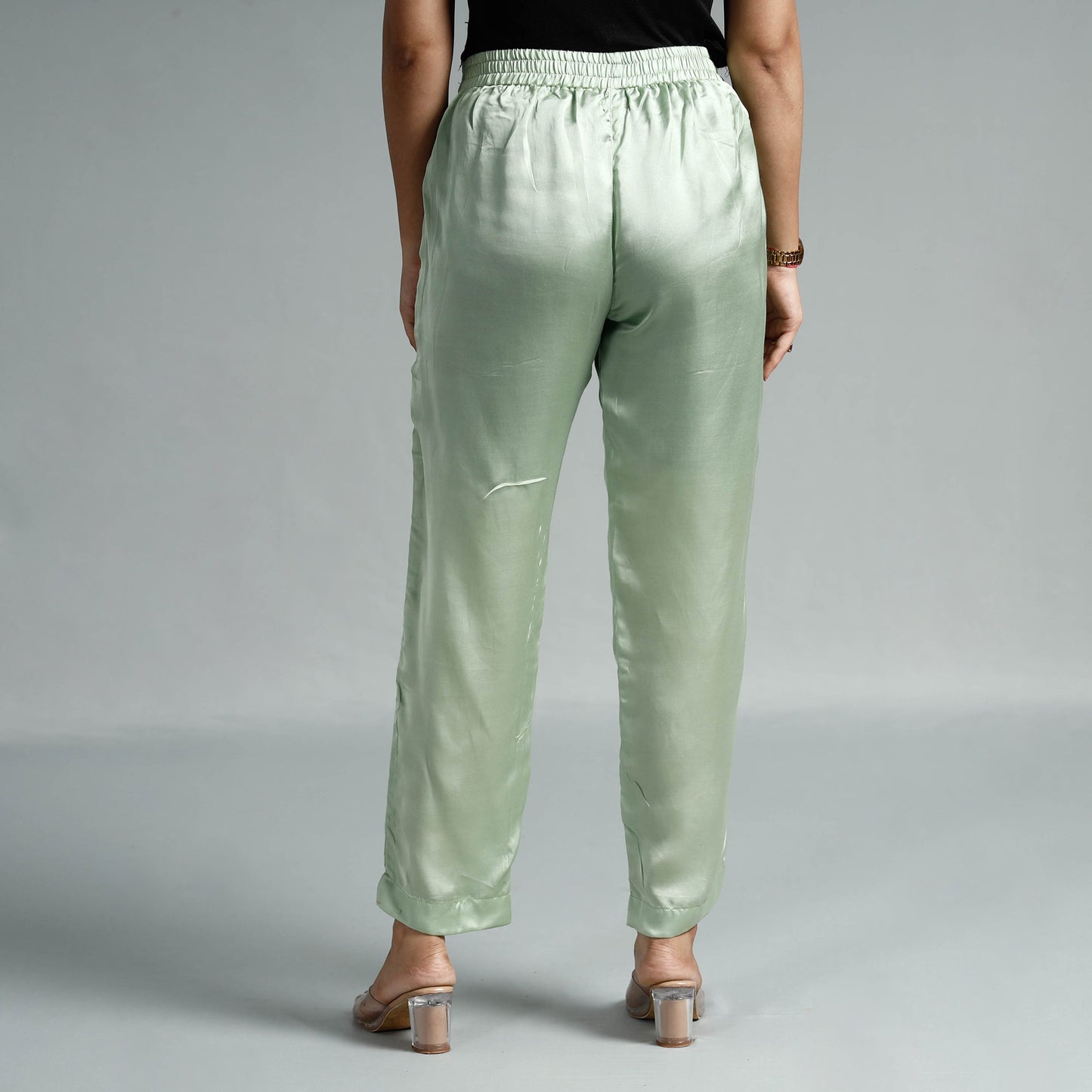 Buy Plain Modal Silk Elasticated Pant Online at iTokri.com