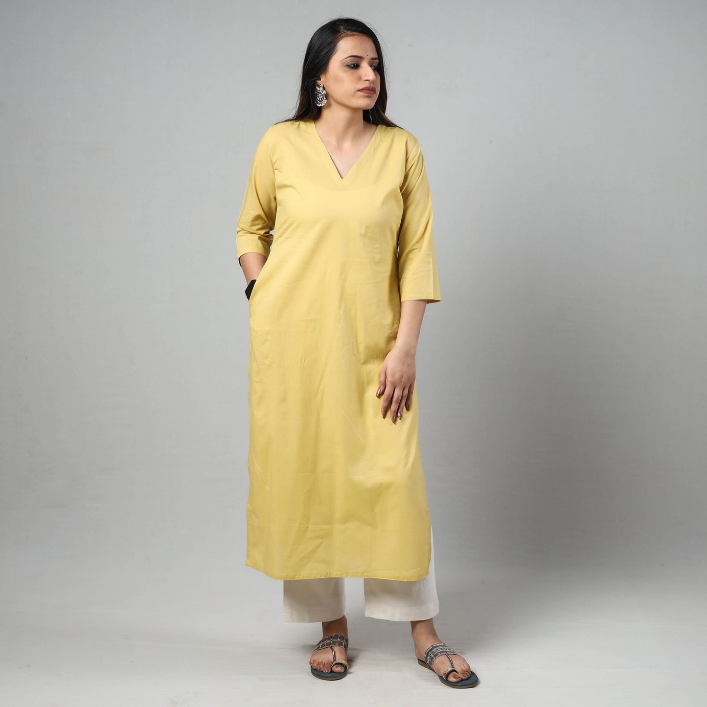 Buy Plain Cotton Long Kurta Online at iTokri.com