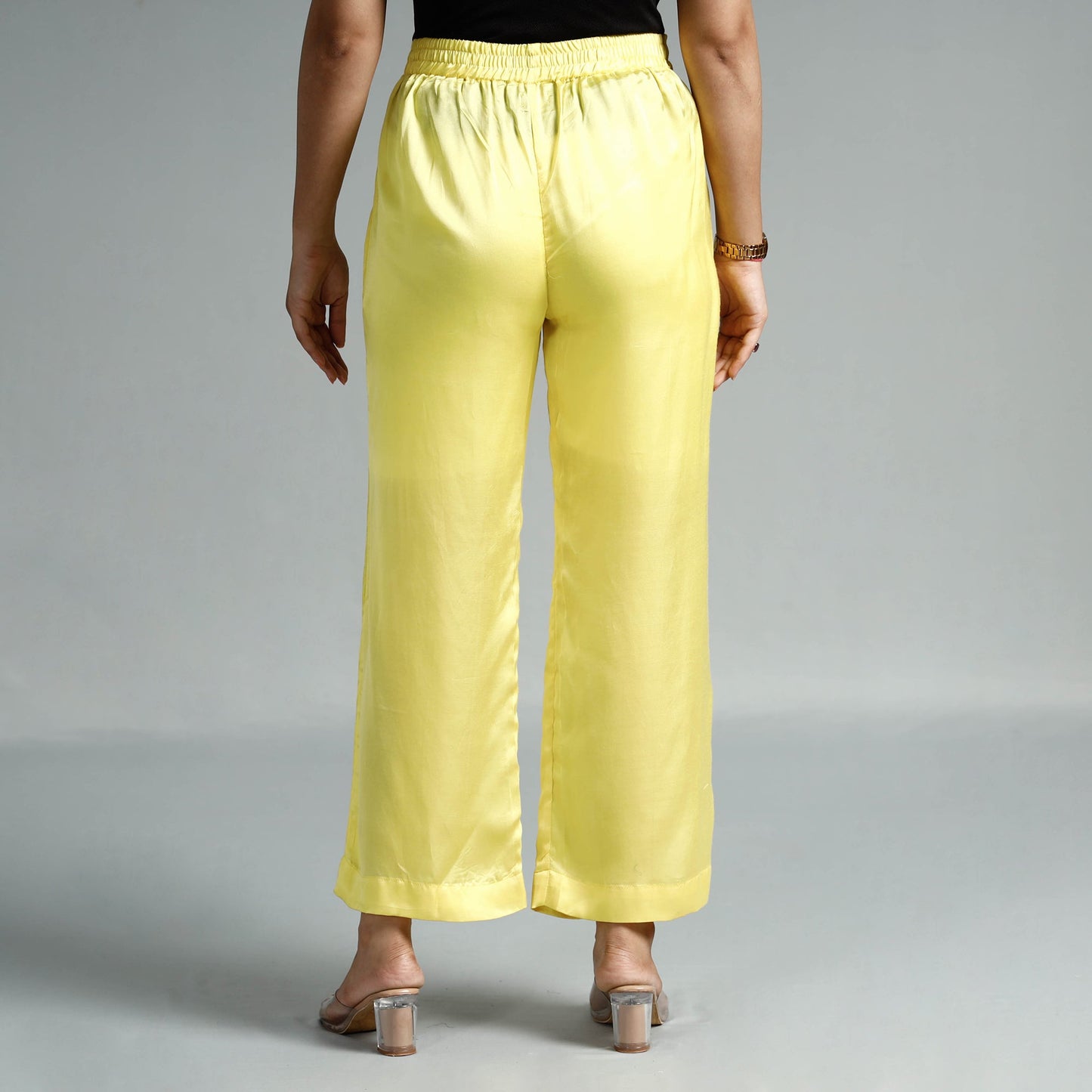 Buy Plain Modal Silk Elasticated Pant Online at iTokri.com