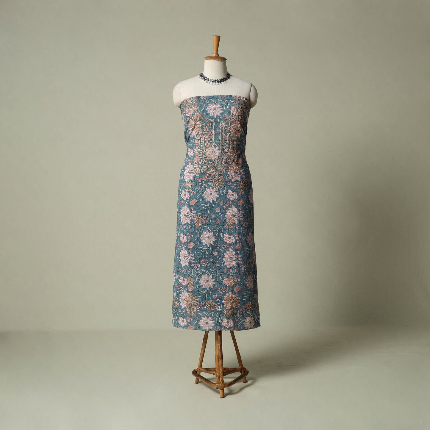 Lucknowi chikankari hand embroidery sanganeri unstitched