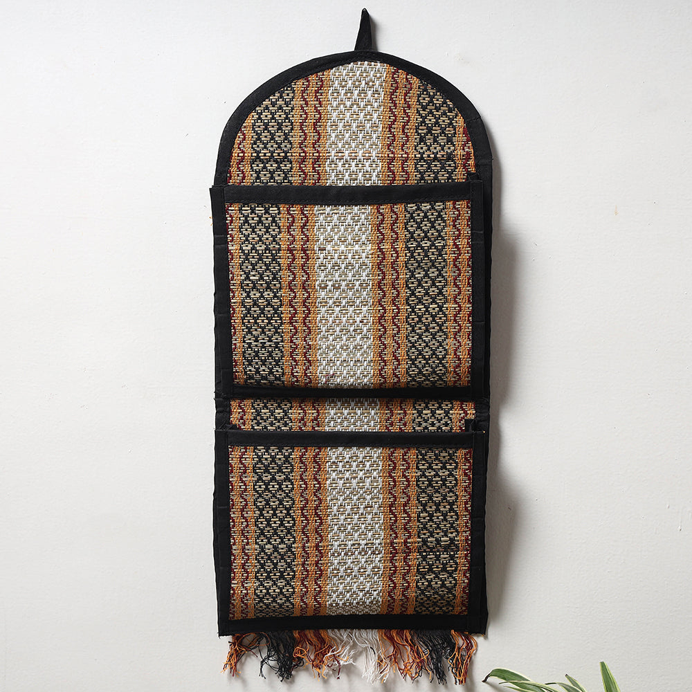 Madur Grass Wall Hanging Letter Holder