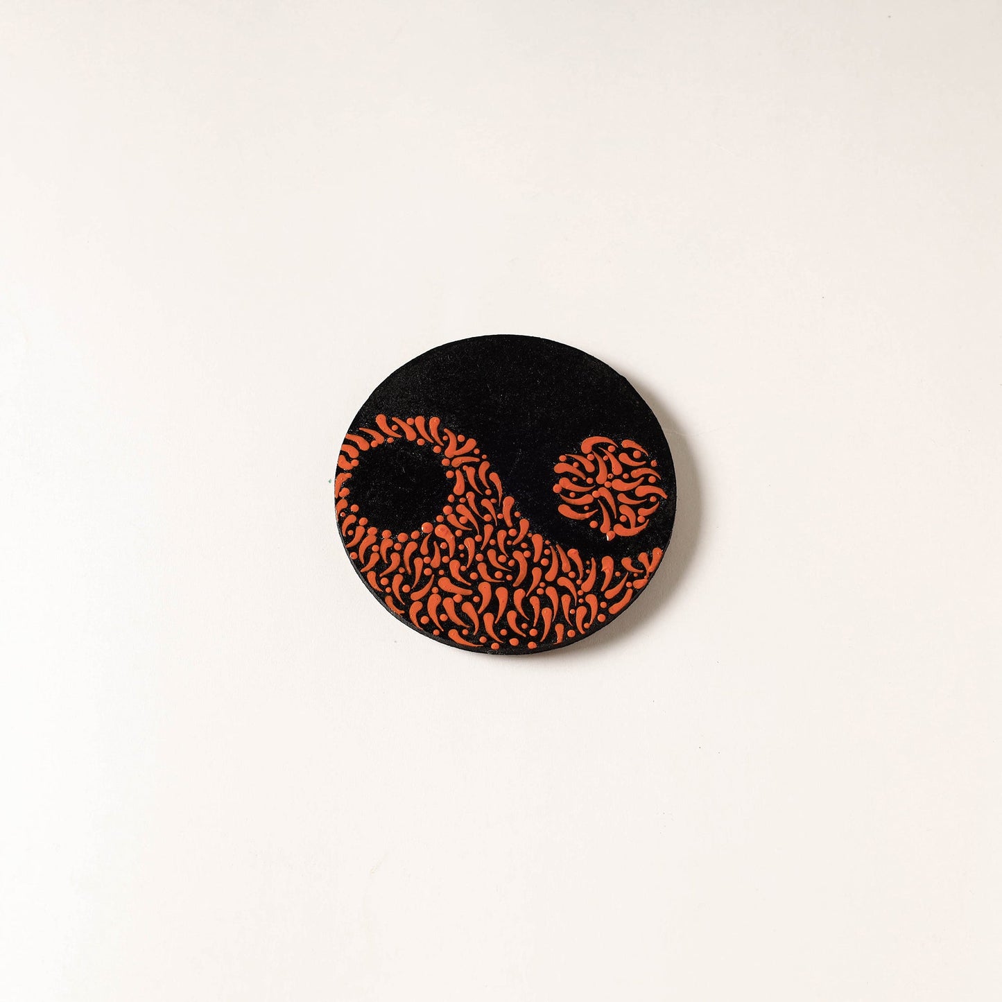 Mandala Art Handpainted Wooden Magnet Online at iTokri.com