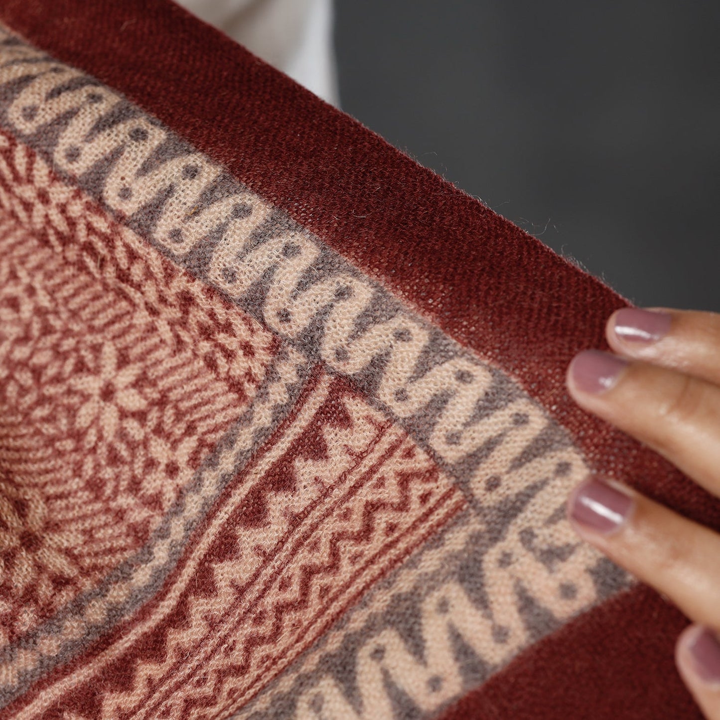 Bagh Block Printed Natural Dyed Woolen Muffler (61 in)