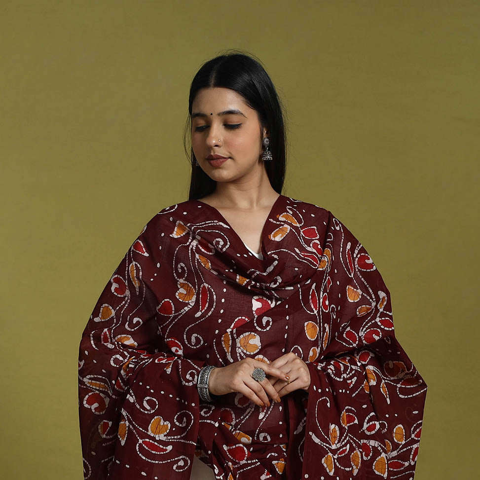 Maroon Cotton Hand Batik Print Dupatta