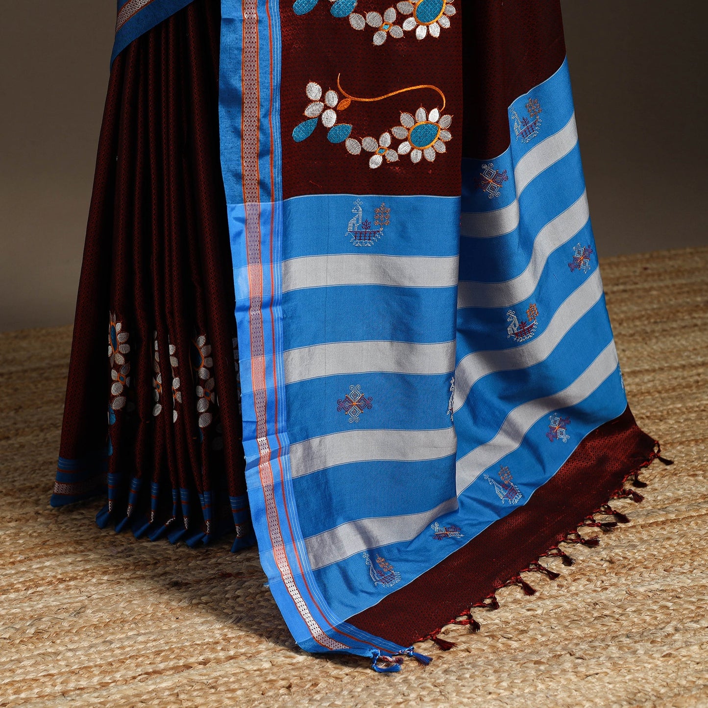 Cotton nath work khun saree 25 - handcrafted