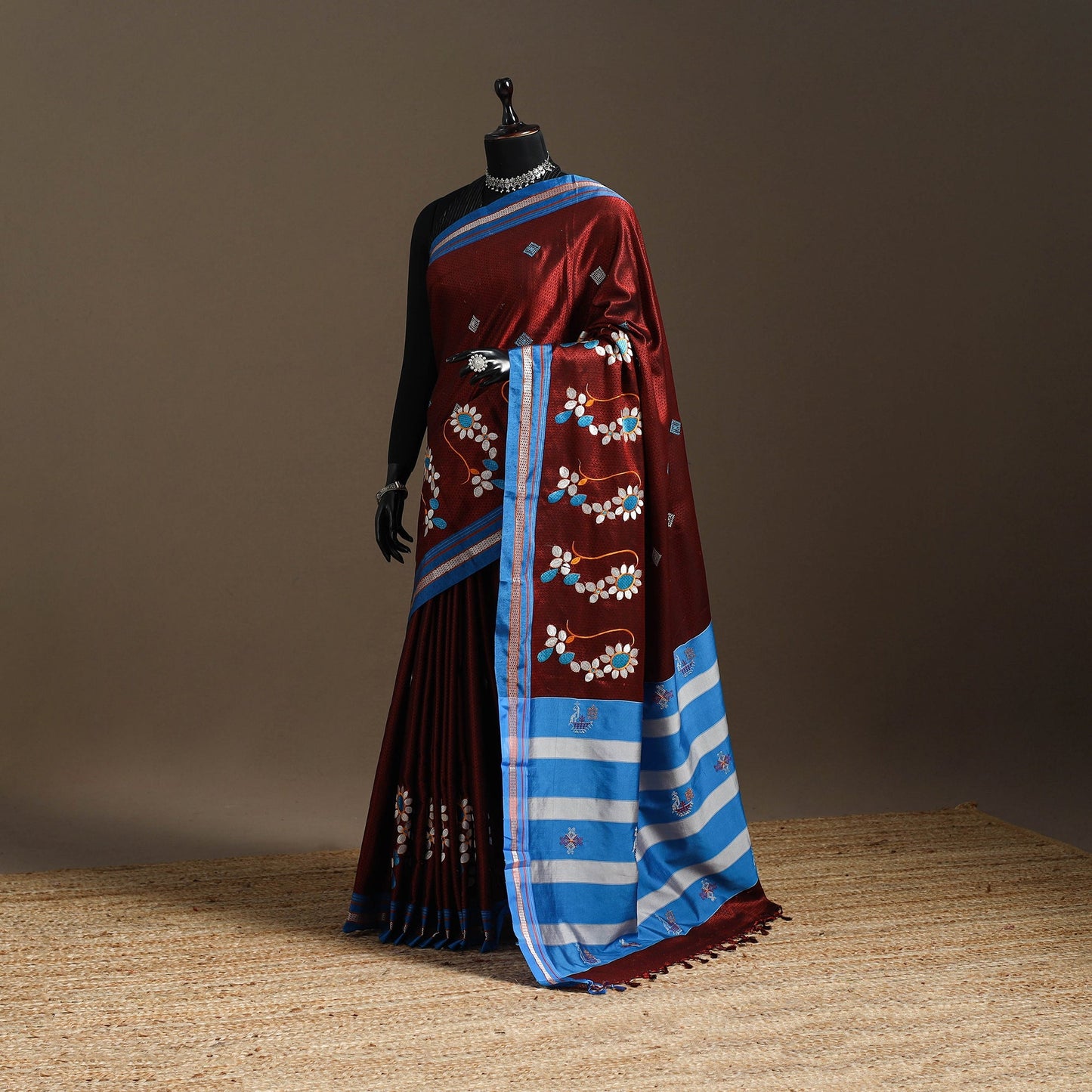 Cotton nath work khun saree 25 - handcrafted