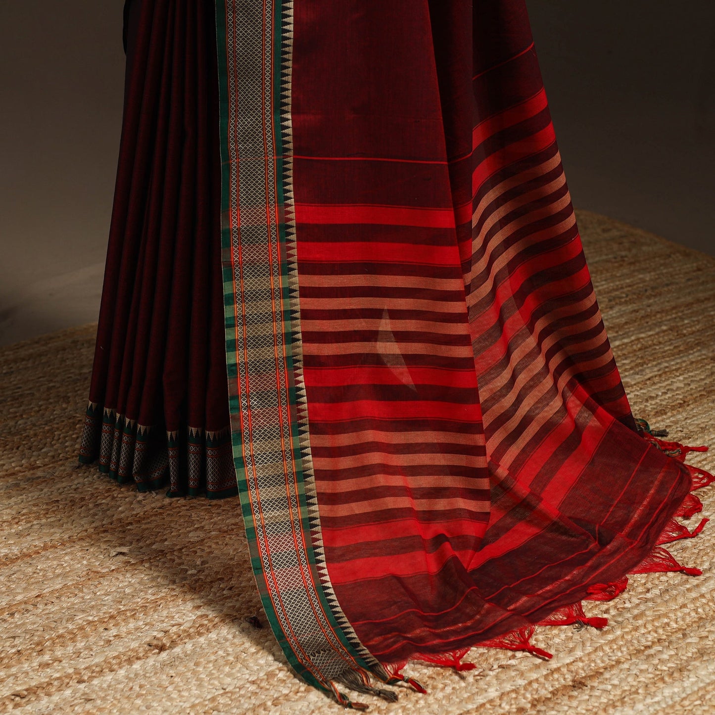 Dharwad cotton saree with border 29 - handcrafted