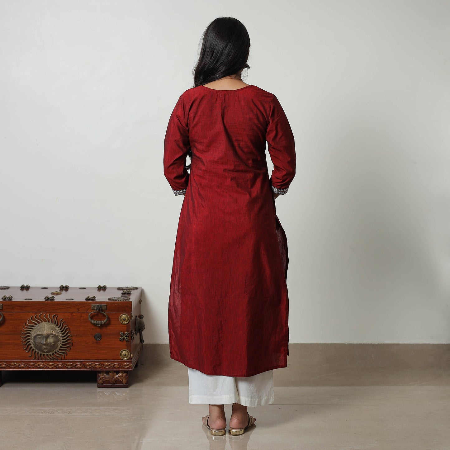 Shop Dharwad Cotton Kurta for Women Straight & Elegant