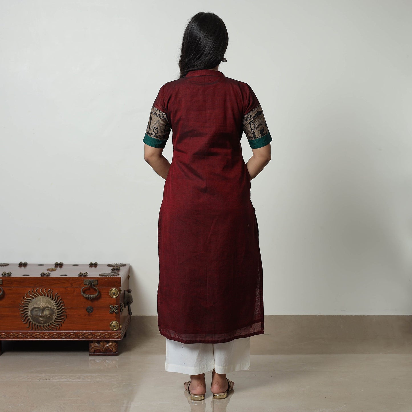 Dharwad Mercerised Cotton Kurta for Women Straight & Elegant