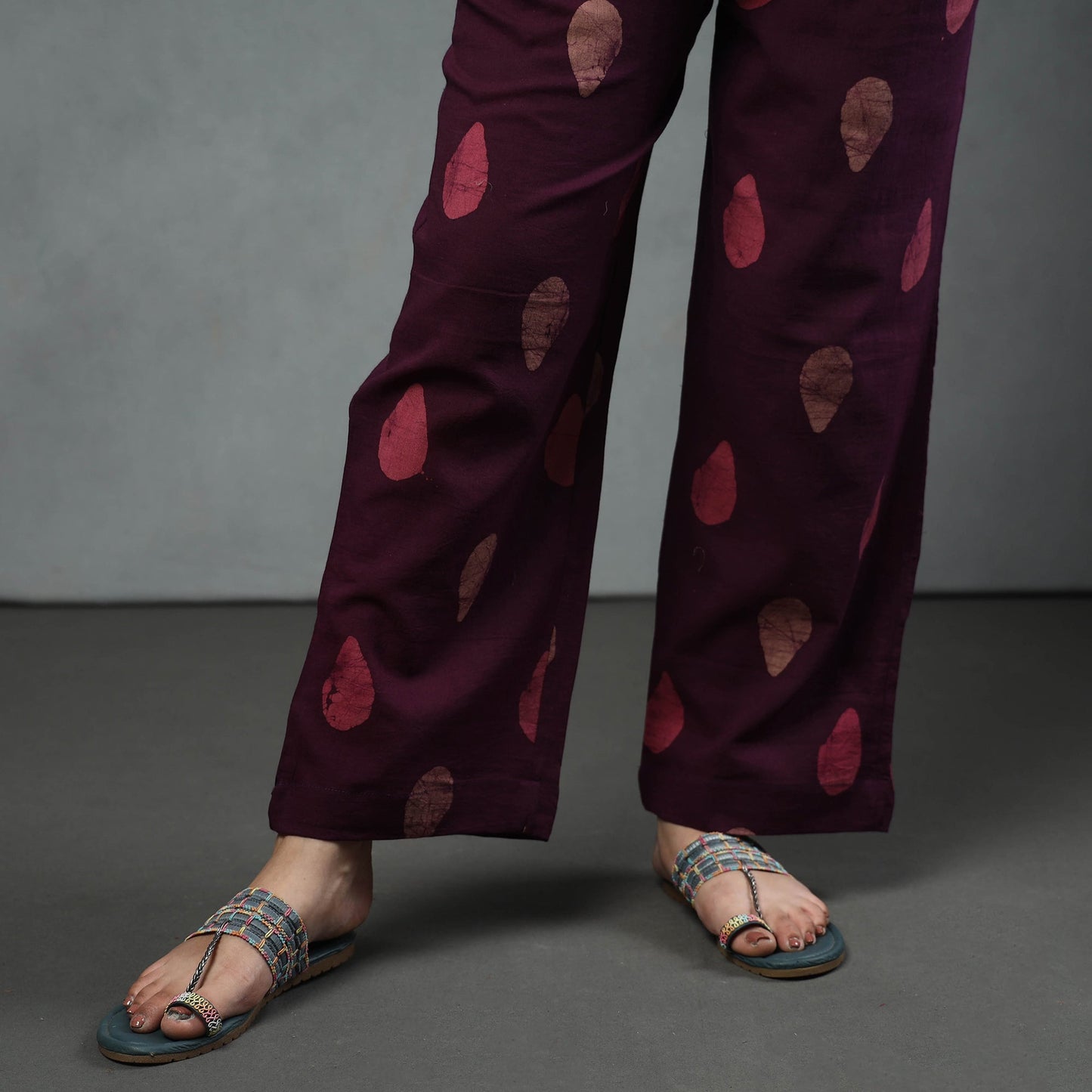 Buy Hand Batik Printed Cotton Kurta with Palazzo & Dupatta Set Online at iTokri.com