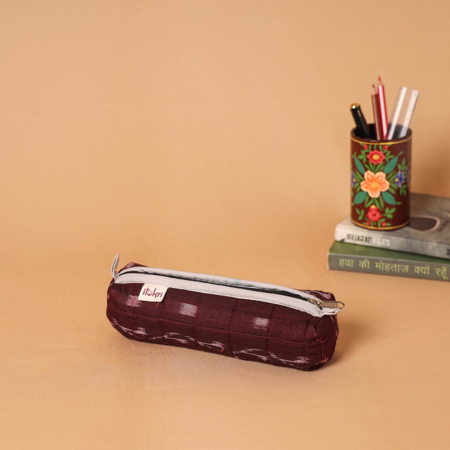 Handcrafted quilted pencil pouch 02