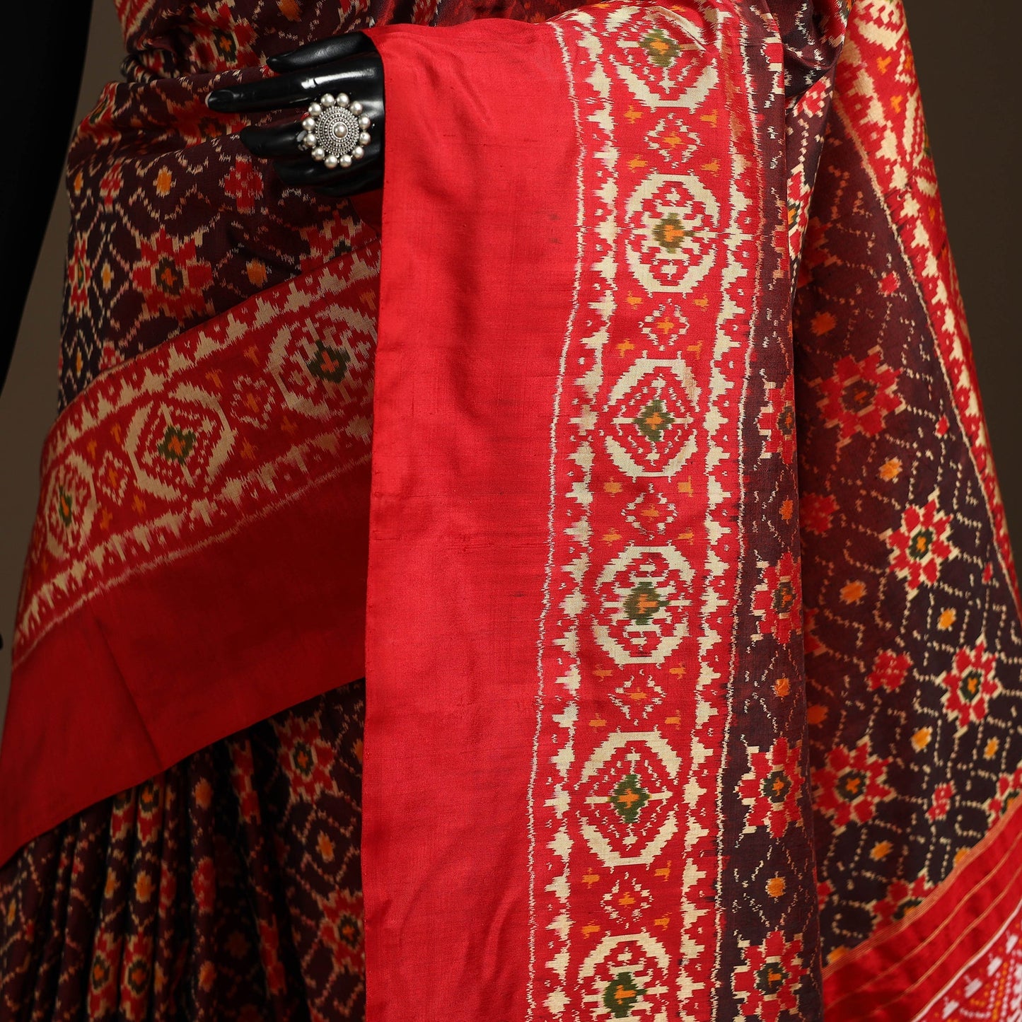 Handloom mulberry silk patola ikat pochampally saree 02