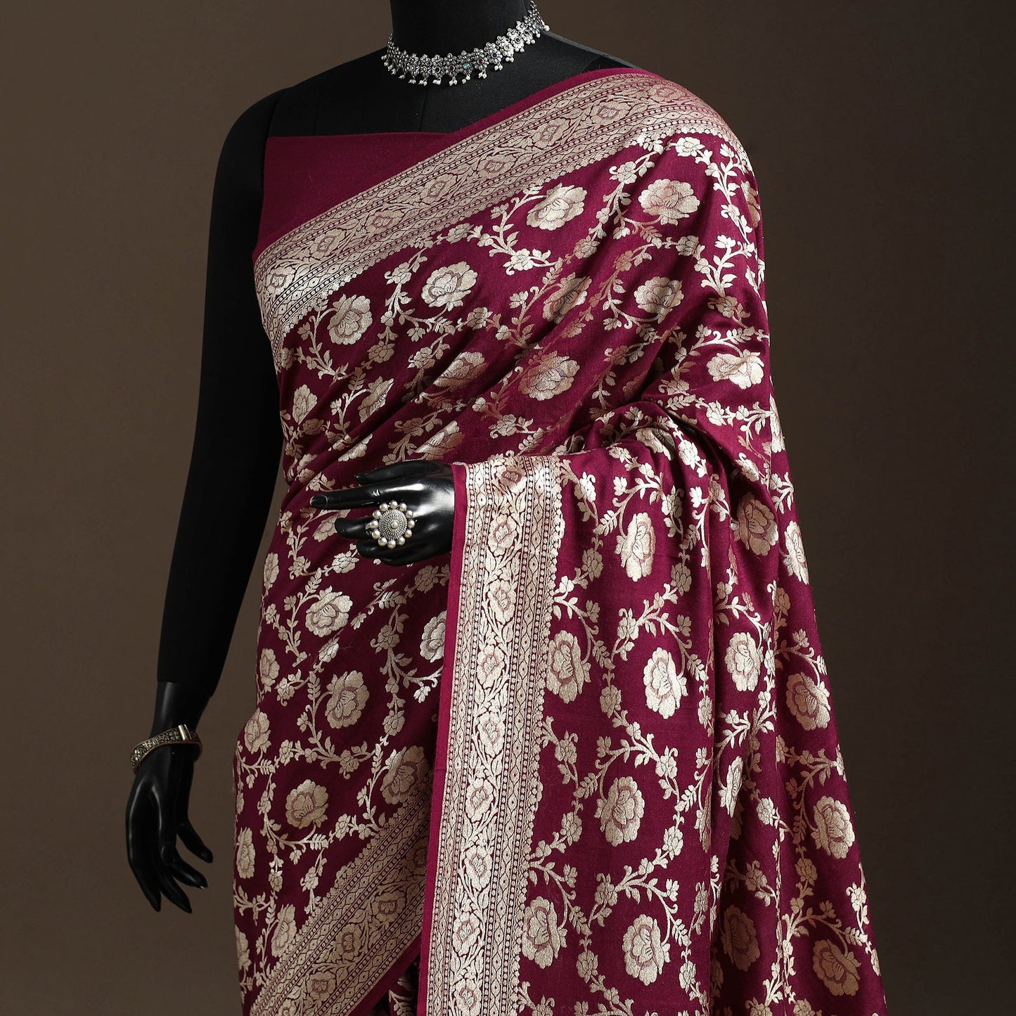 Handwoven zari jaal work mulberry x muga silk heavy