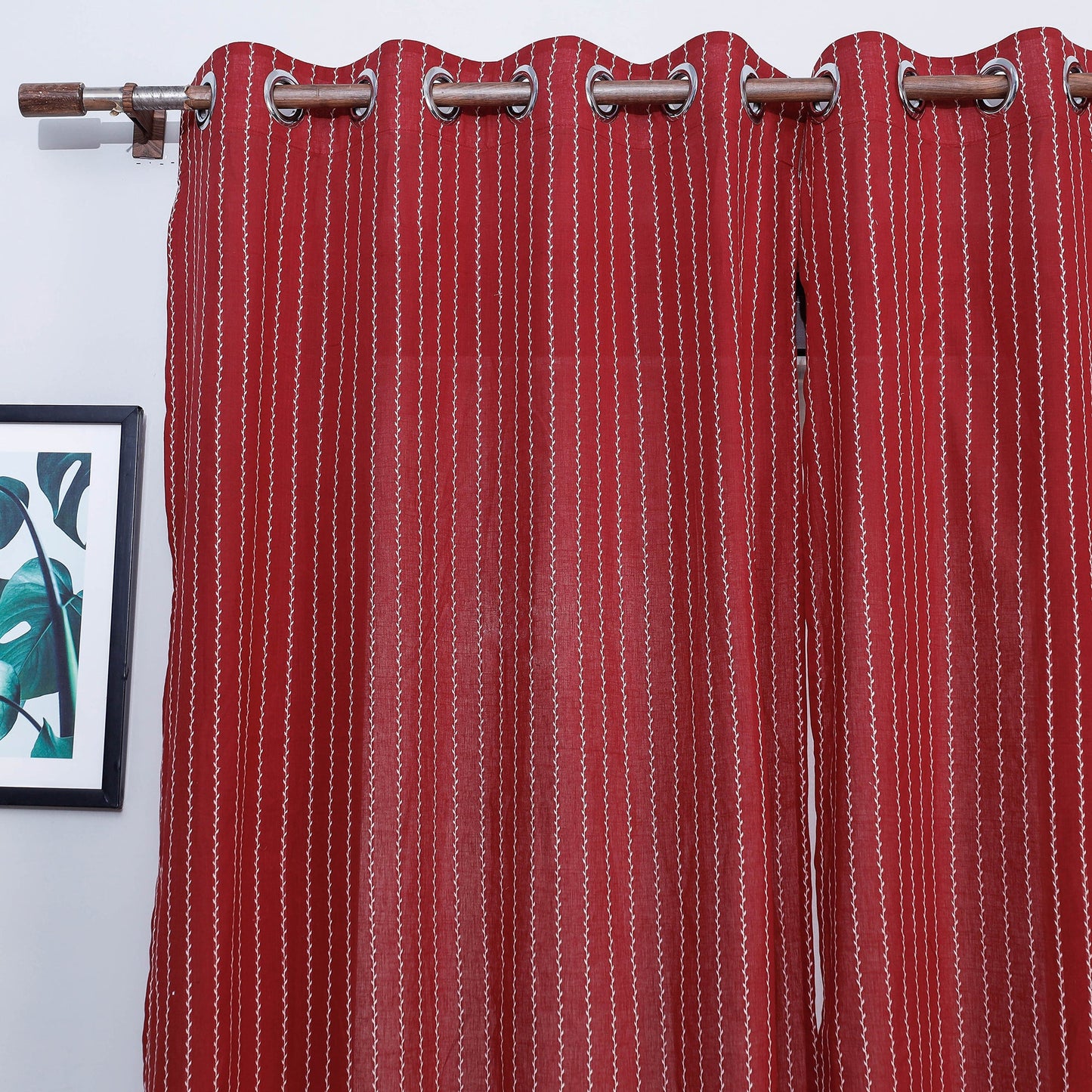 Maroon - jacquard weave cotton window curtain (5 x 3 feet)