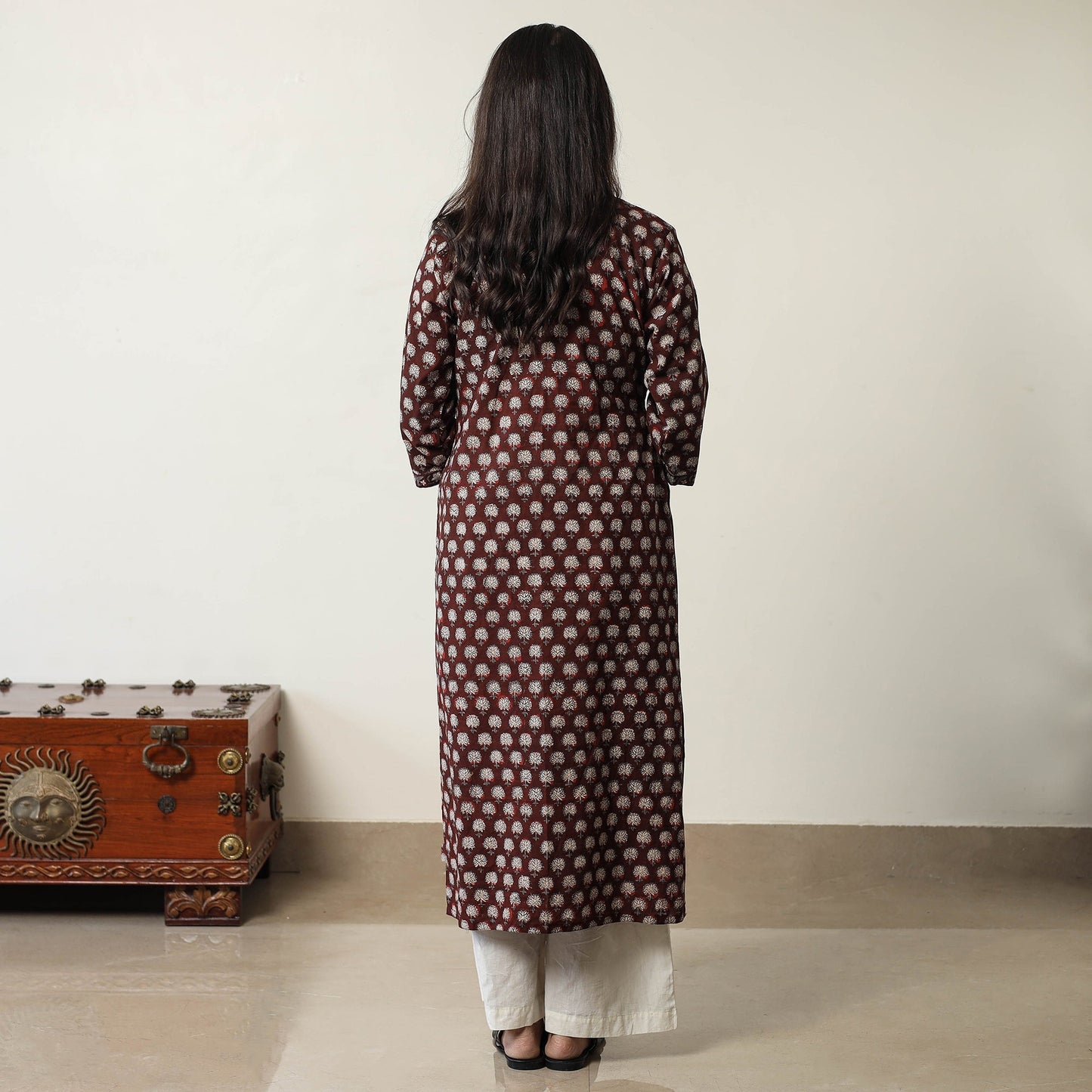 Buy Jahota Block Printed Cotton Straight Kurta 12 Online at iTokri.com