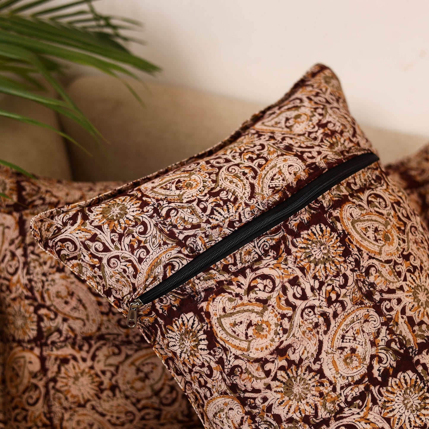 Kalamkari hand pillow cover (set of 2) 24 - handcrafted