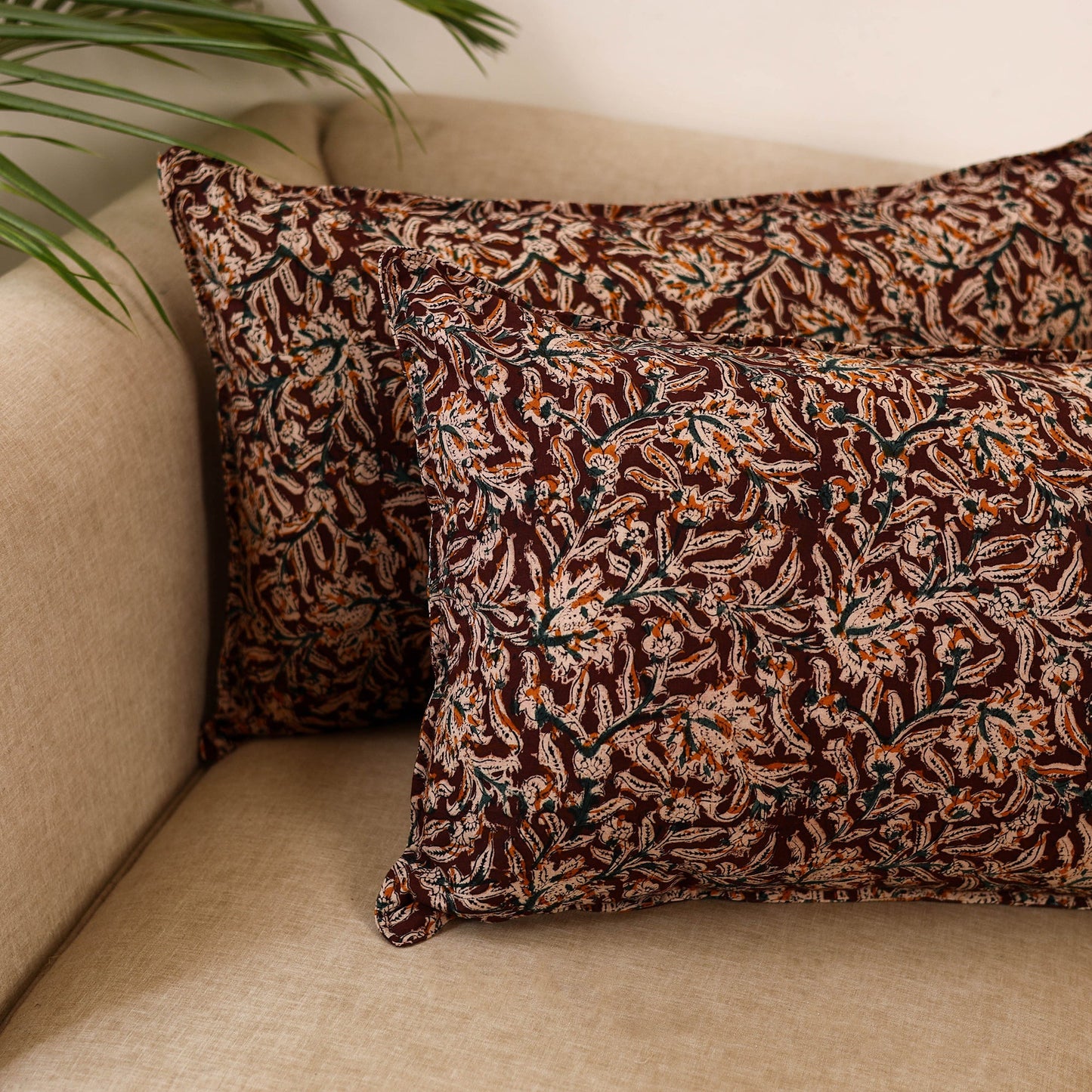 Kalamkari hand pillow cover (set of 2) 27 - handcrafted