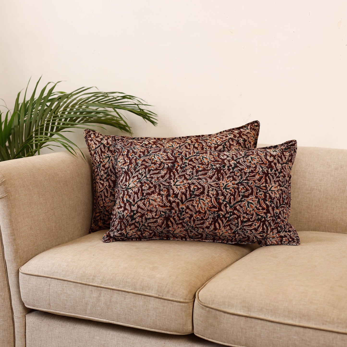 Kalamkari hand pillow cover (set of 2) 27 - handcrafted