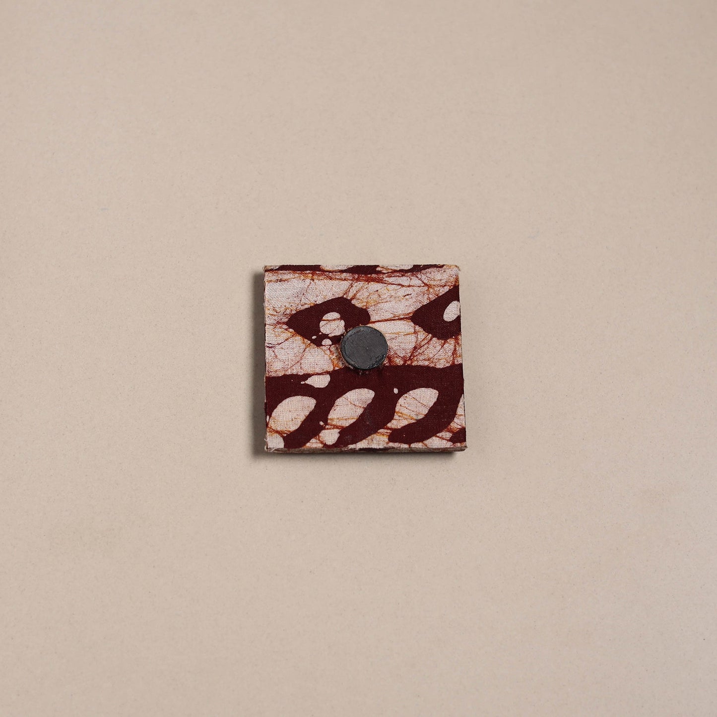 Maroon - mirror work handmade fabart jute magnet 07