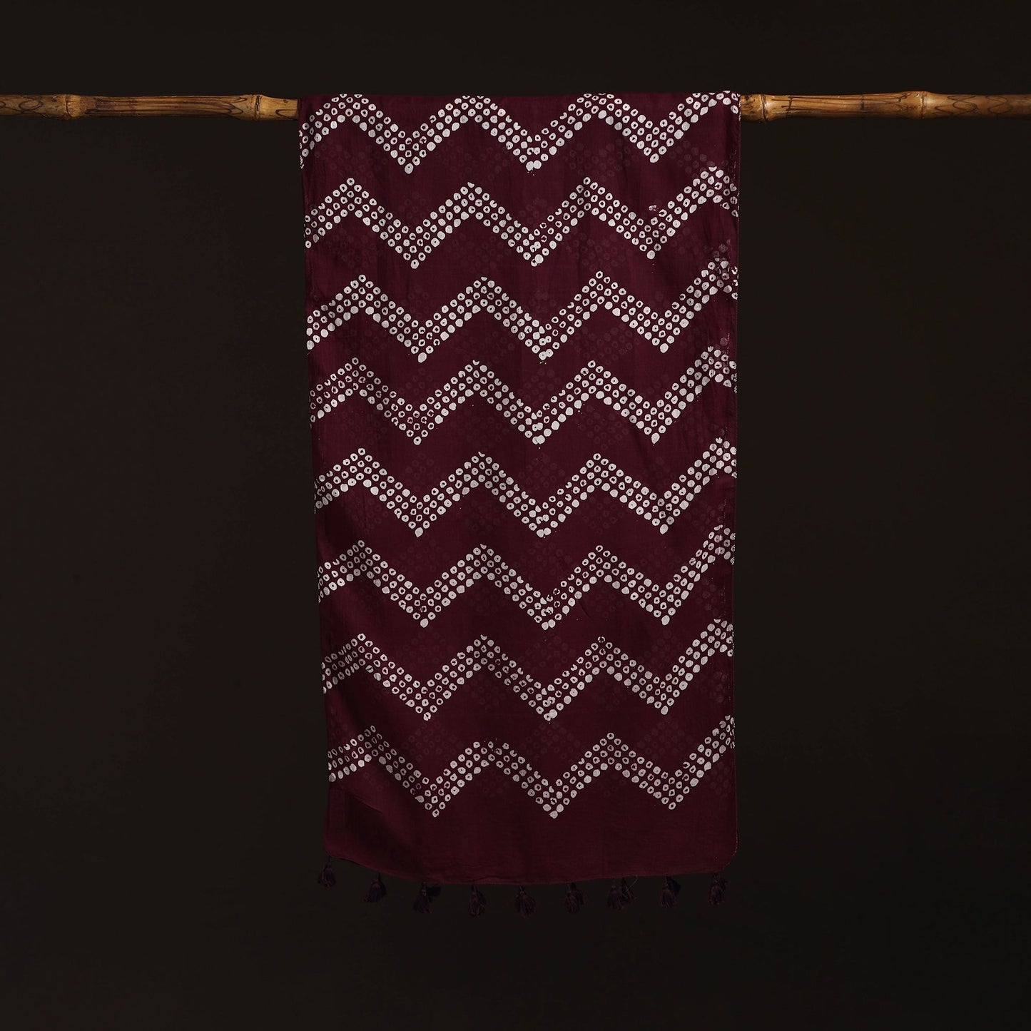Mul cotton kutch hand batik stole with tassels 02