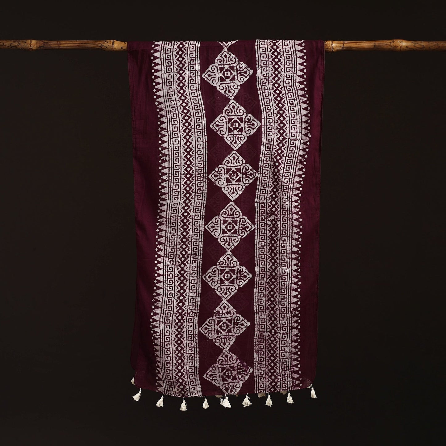 Mul cotton kutch hand batik stole with tassels 09
