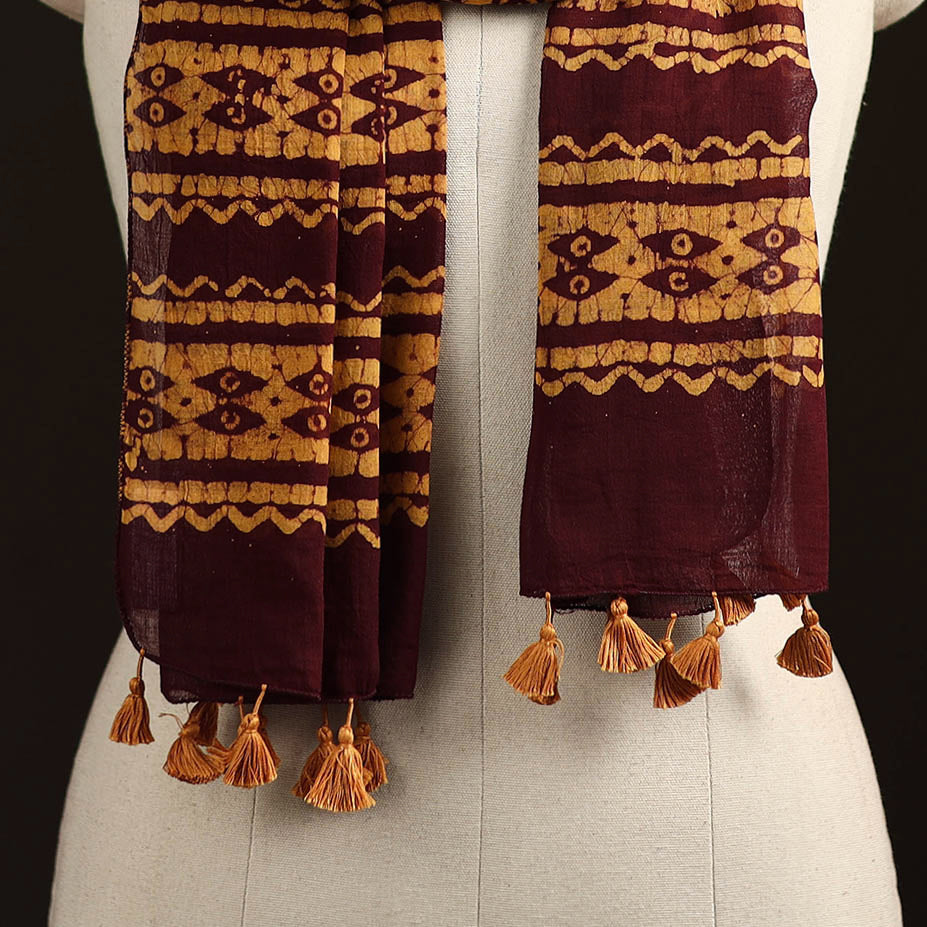Mul cotton kutch hand batik stole with tassels 16