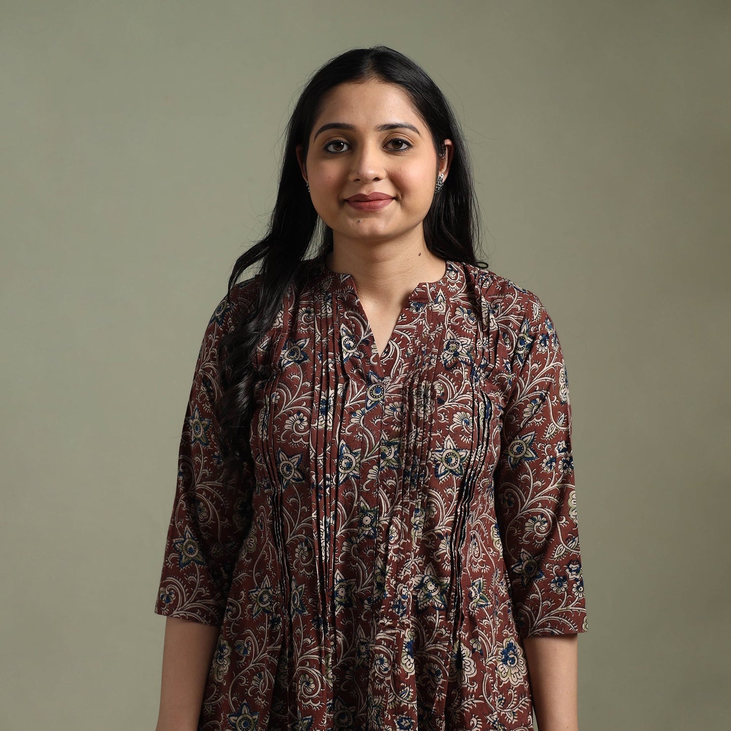 Natural dyed cotton hand block print pintuck kalamkari