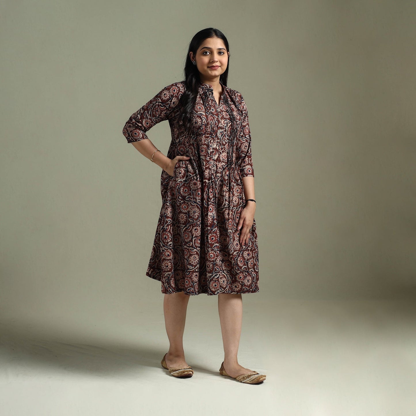 Natural dyed cotton hand block print pintuck kalamkari