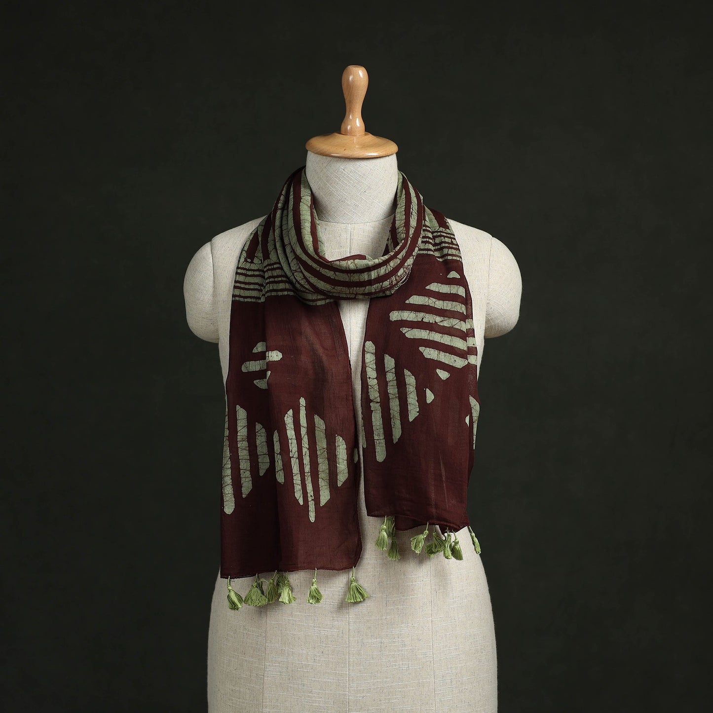 Pure mul cotton kutch hand block batik print stole