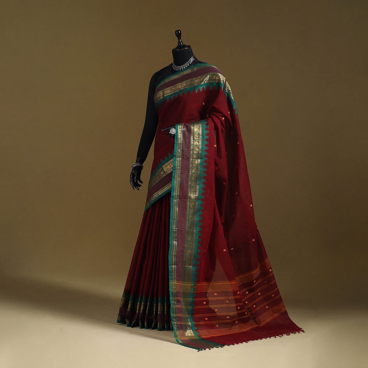 Thread buti cotton kanchipuram saree with border 27