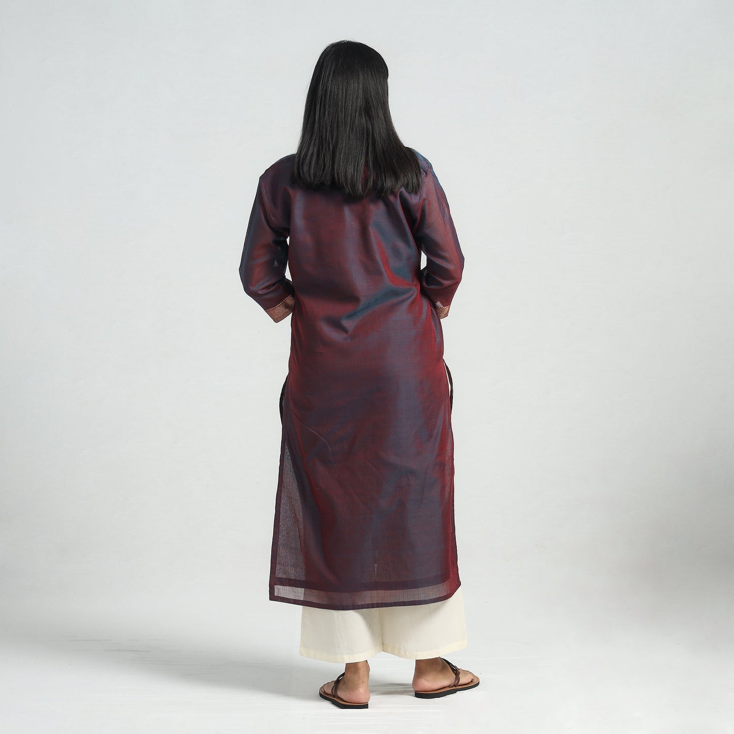 Buy Traditional Maheshwari Handloom Silk Cotton Checks Kurta with Dupatta Set Online at iTokri.com