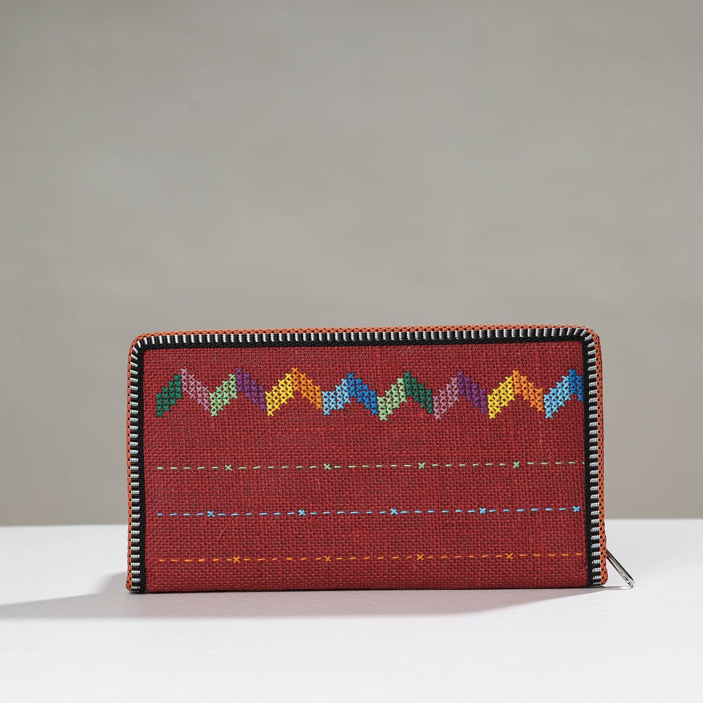 Tribal Hand Embroidered Jute Passport Cover Online at iTokri.com