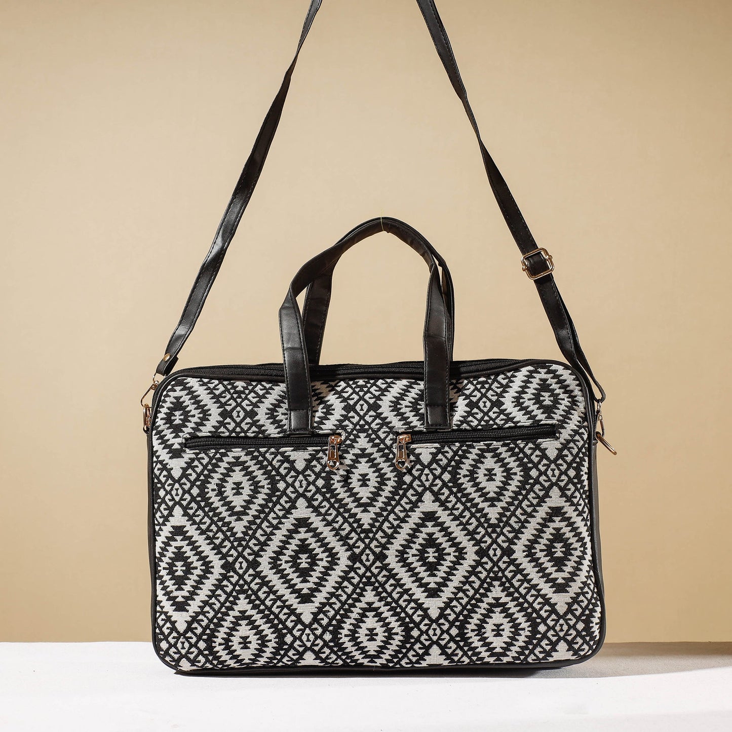 Marudhara Woven Laptop Bag (17 x 11 in)