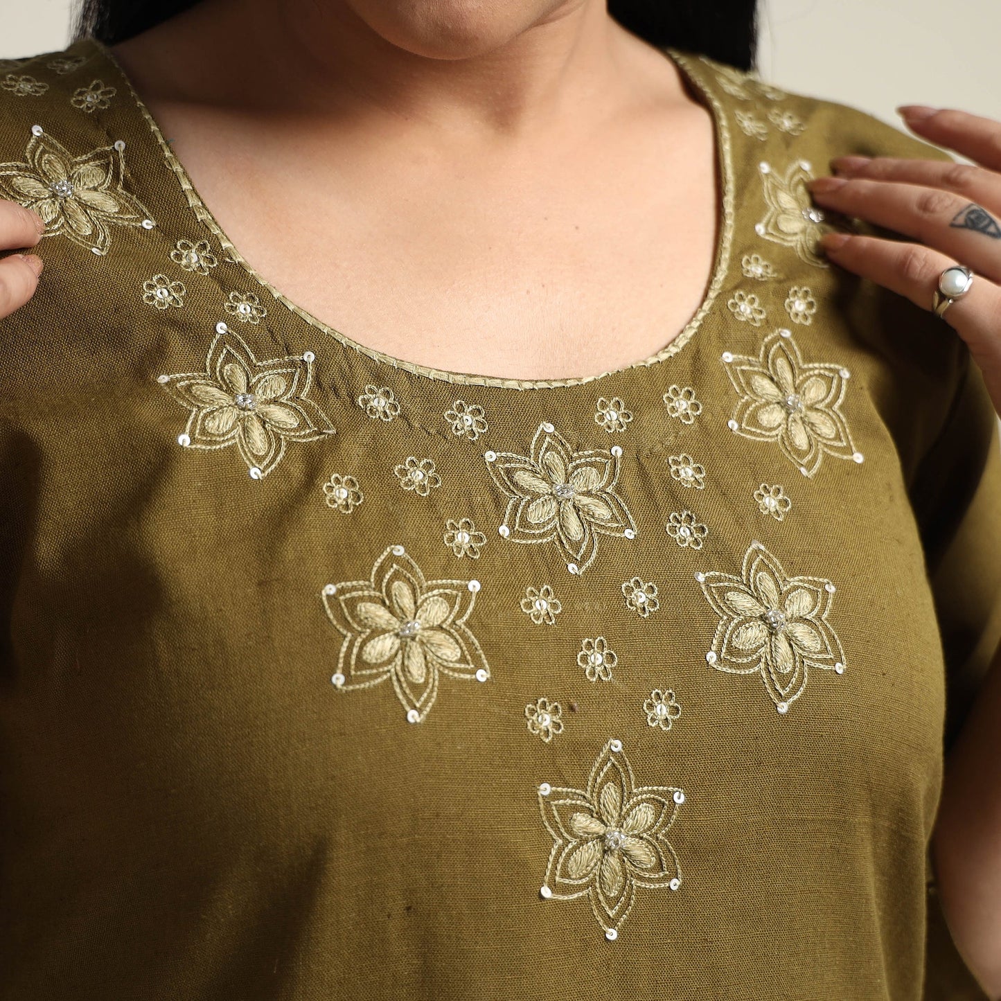 Plain Dyed Hand Embroidery Cotton Long Kurta