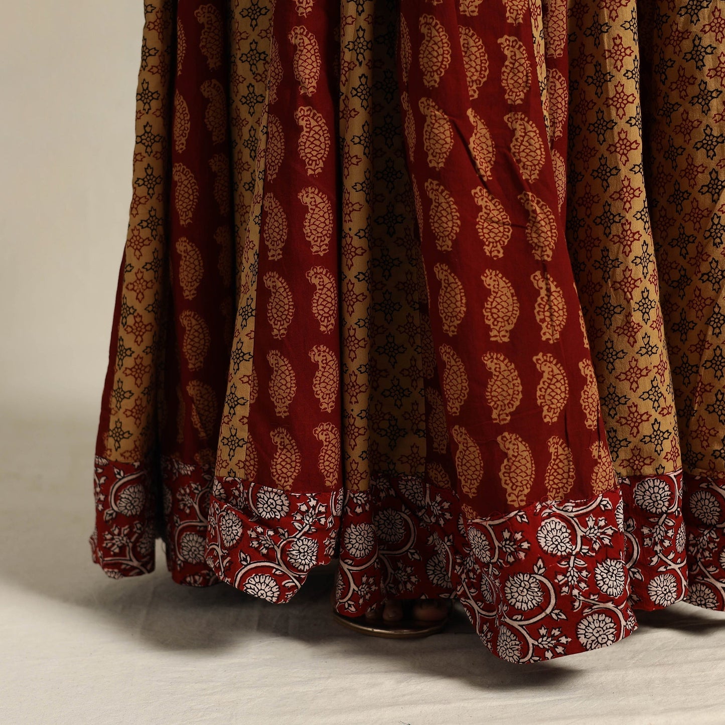 Multicolor 24 Kali Patchwork Cotton Bagh Print Skirt