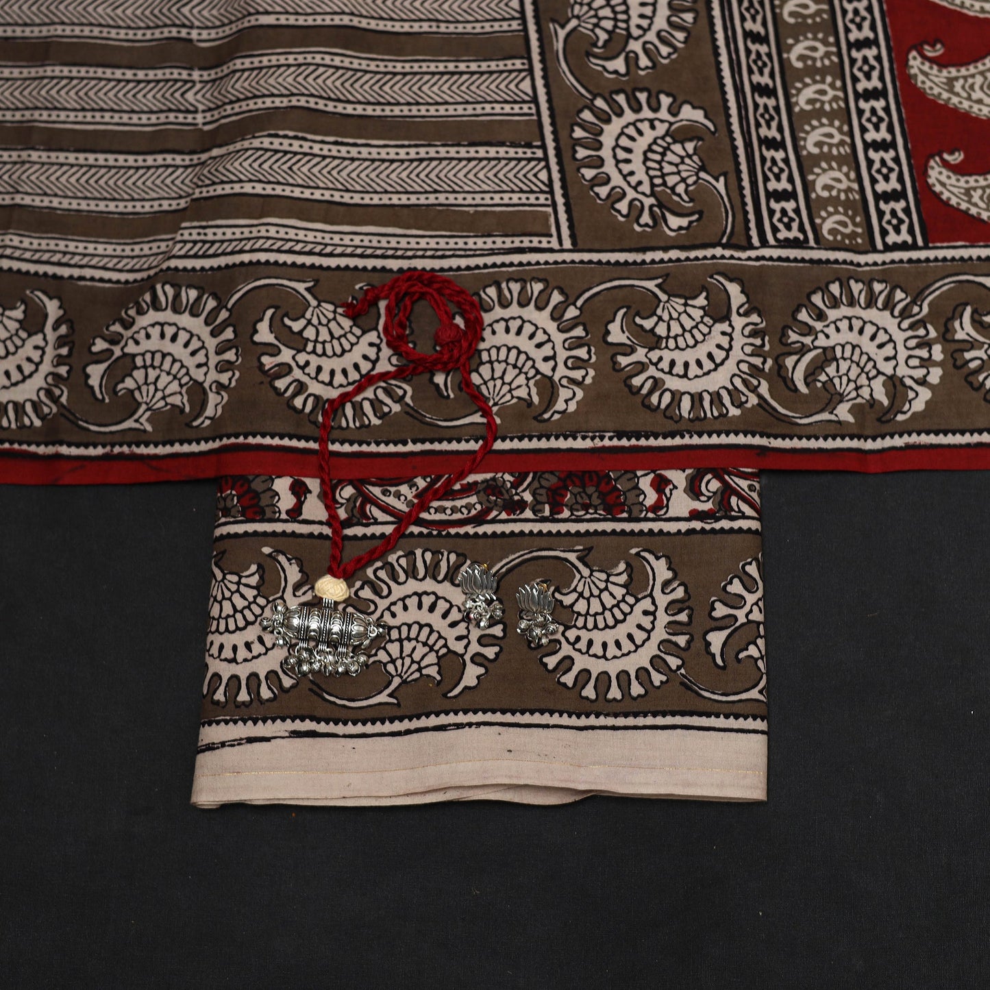 Multicolor - 3pc cotton unstitched bagh dress material