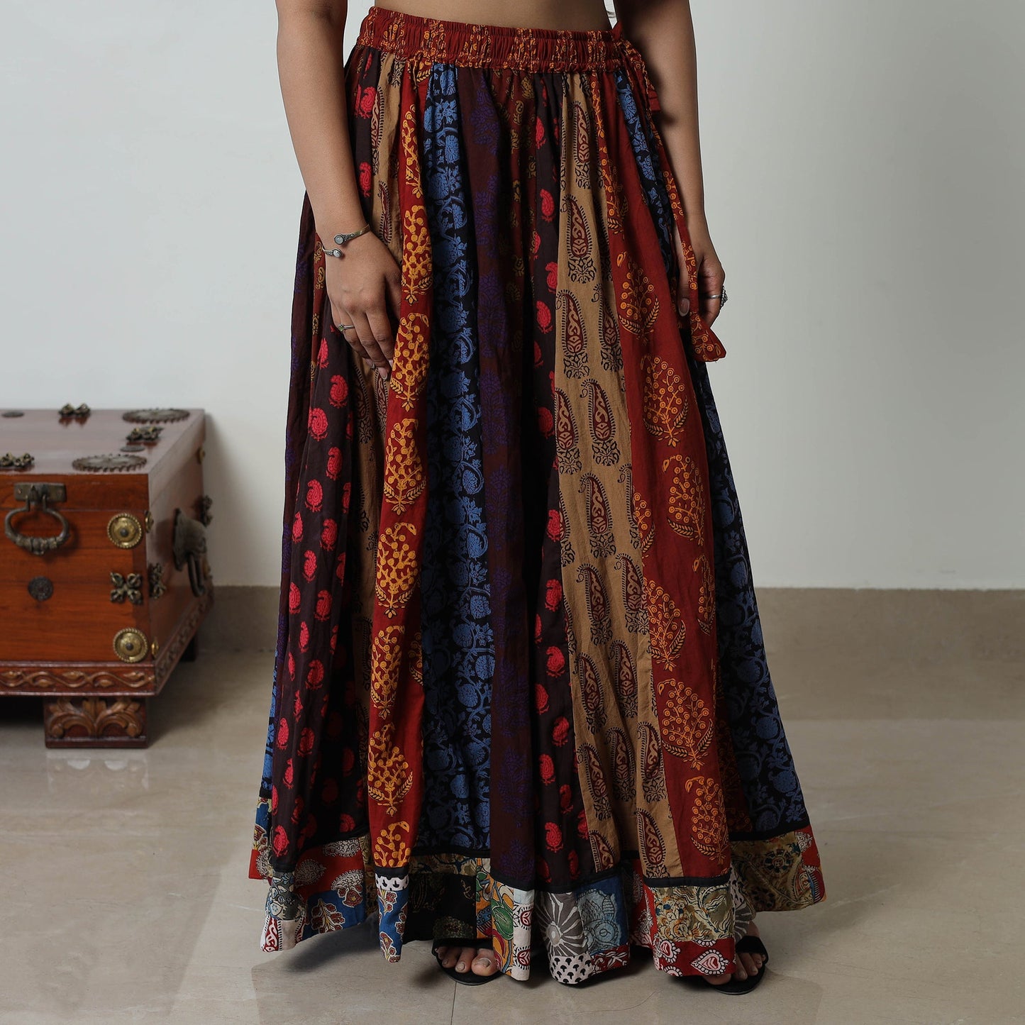 Multicolor - bagh skirt with 24 kali patchwork 04