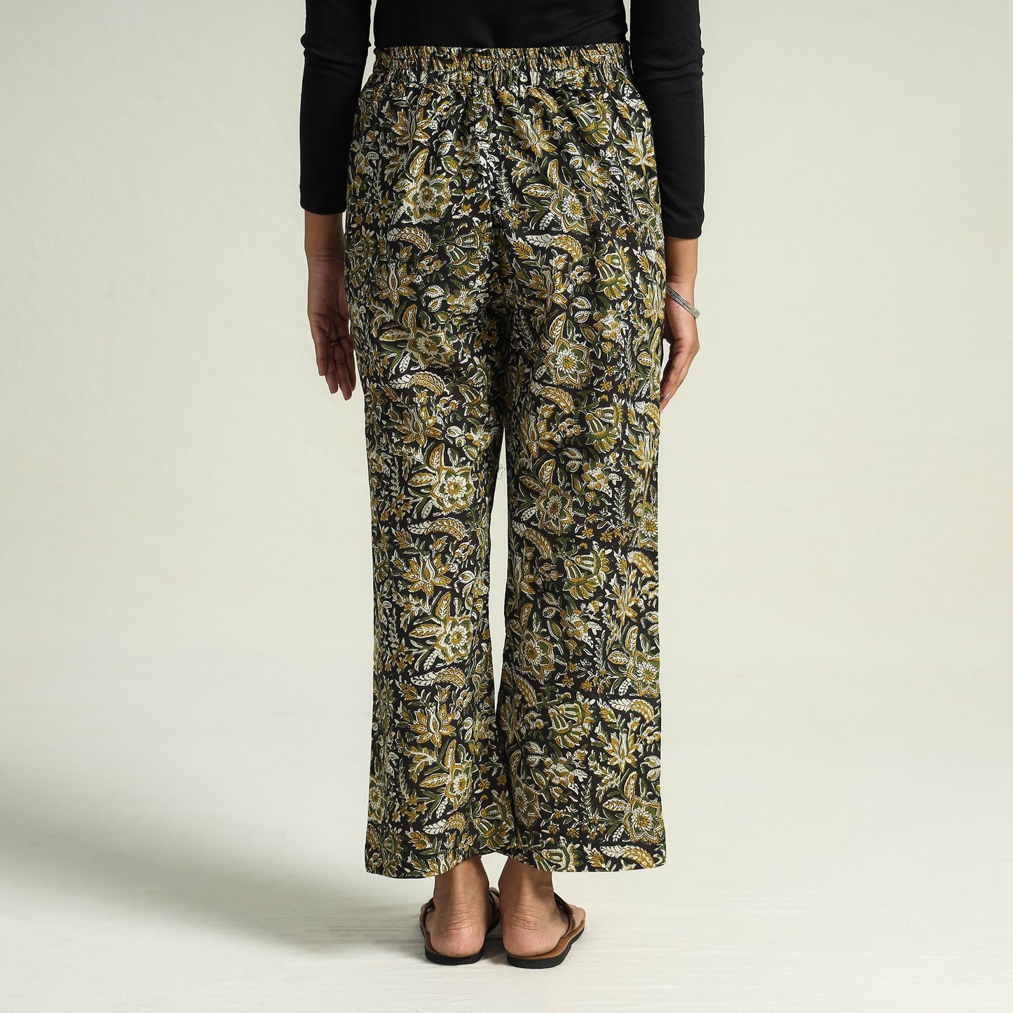 Bagru Block Printed Cotton Elasticated Palazzo Online at iTokri.com