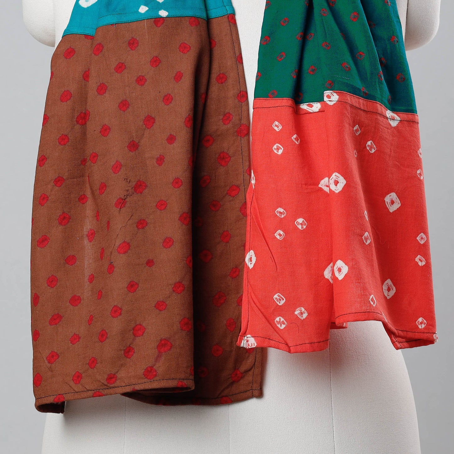 Bandhani Tie-Dye Patchwork Multicolor Soft Cotton Stole Online at iTokri.com