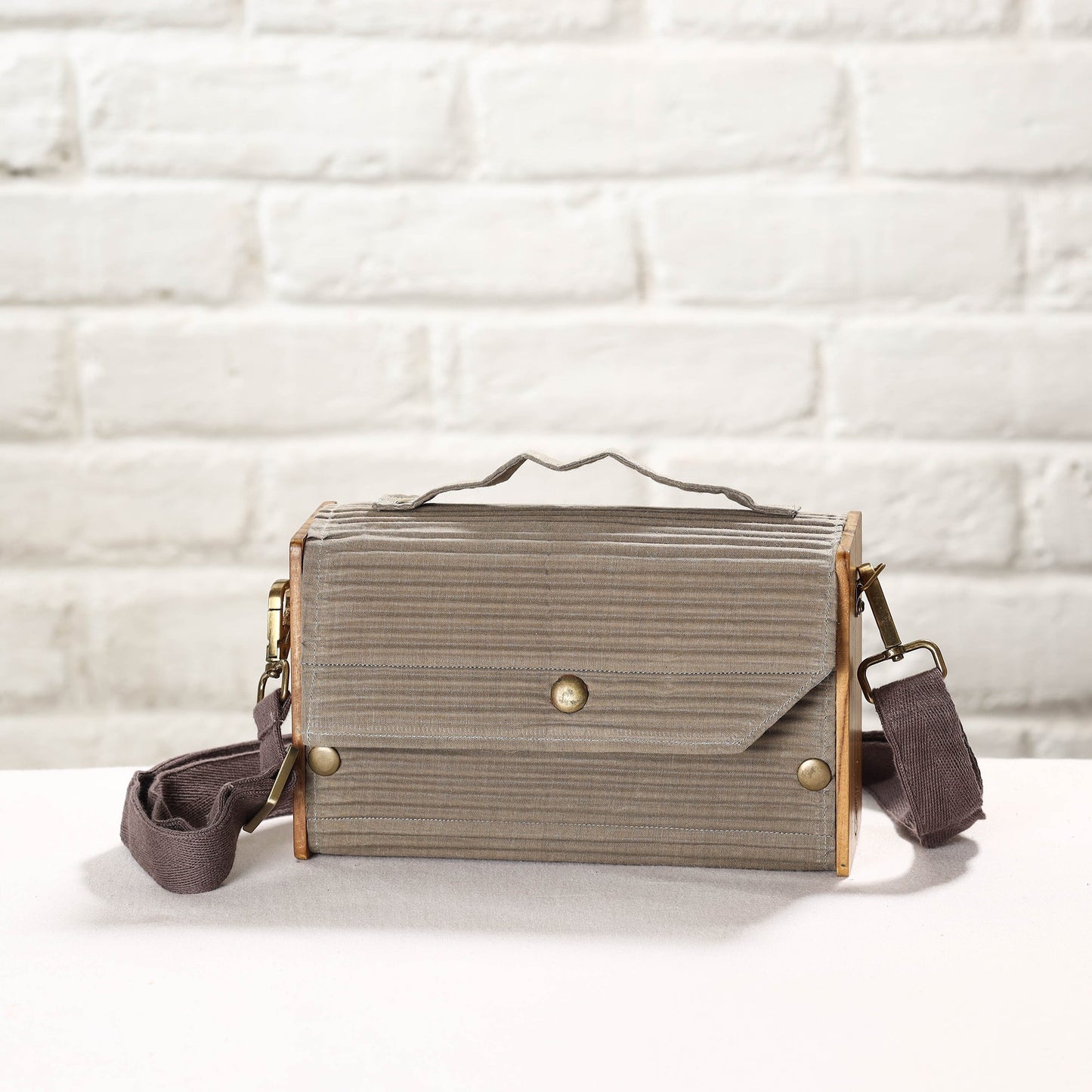 sling bag