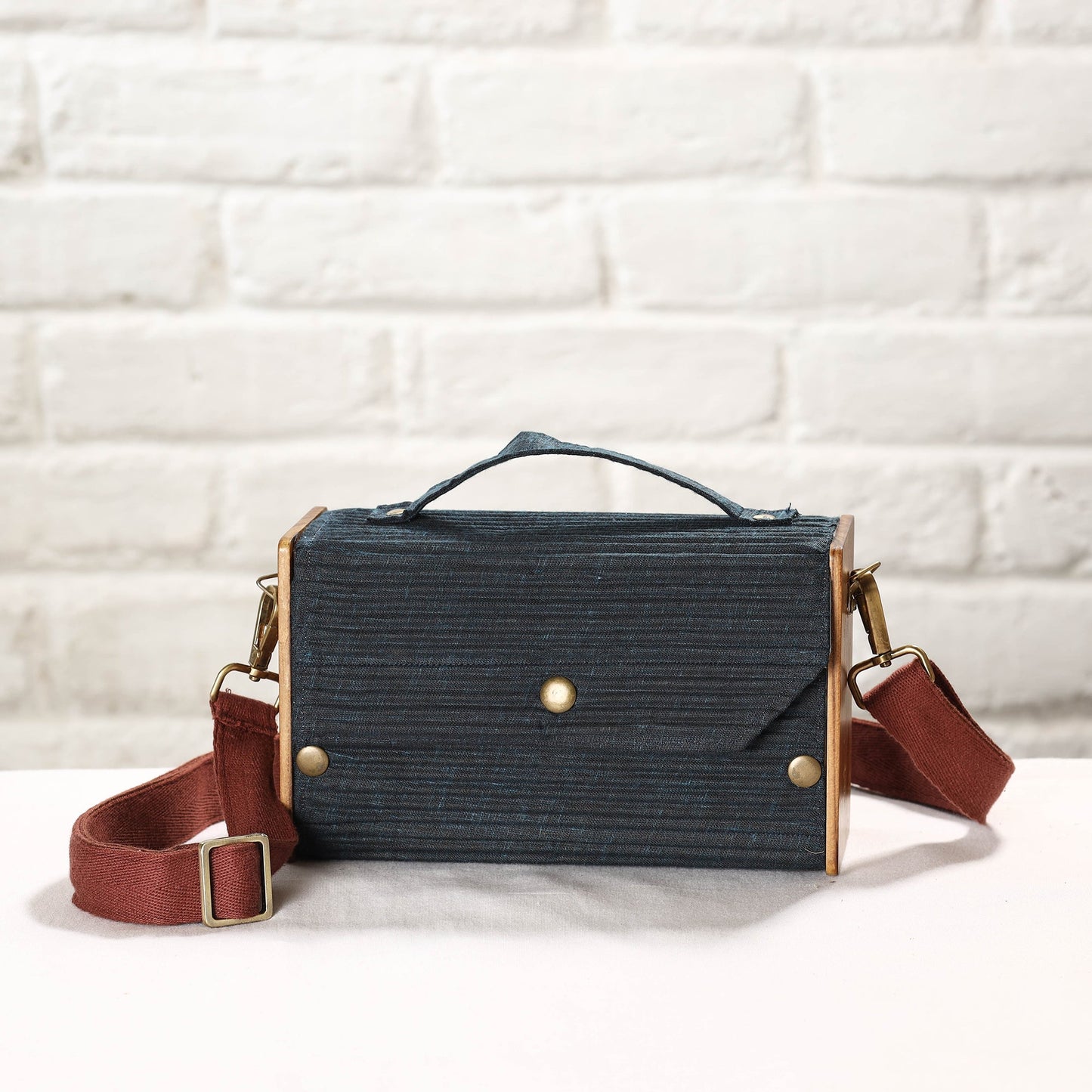 Buy DIY Box Sling Bag / Clutch with Changeable Sleeve Online at iTokri.com