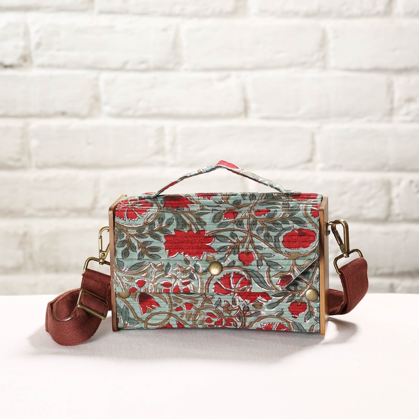 sling bag