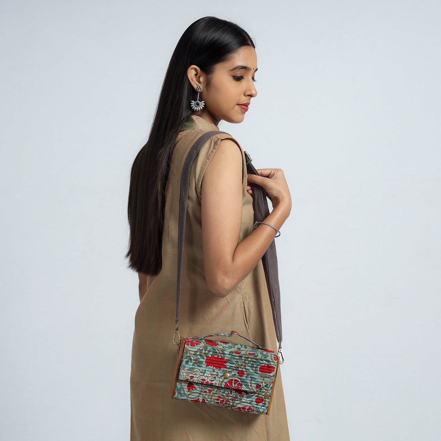 sling bag