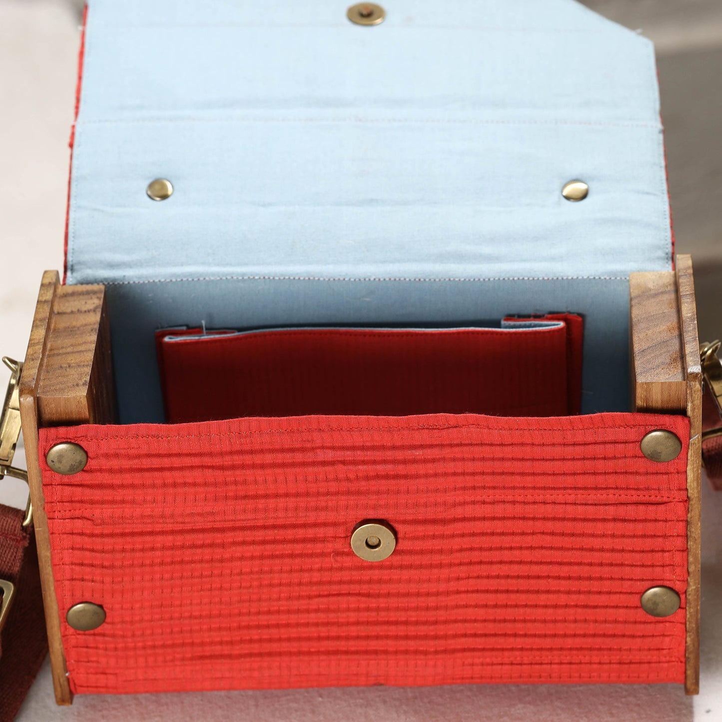 sling bag