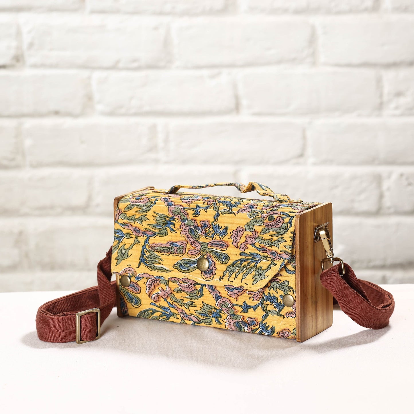 Buy DIY Box Sling Bag / Clutch with Changeable Sleeve Online at iTokri.com