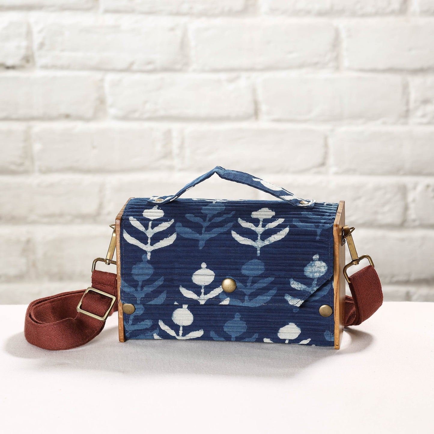 sling bag