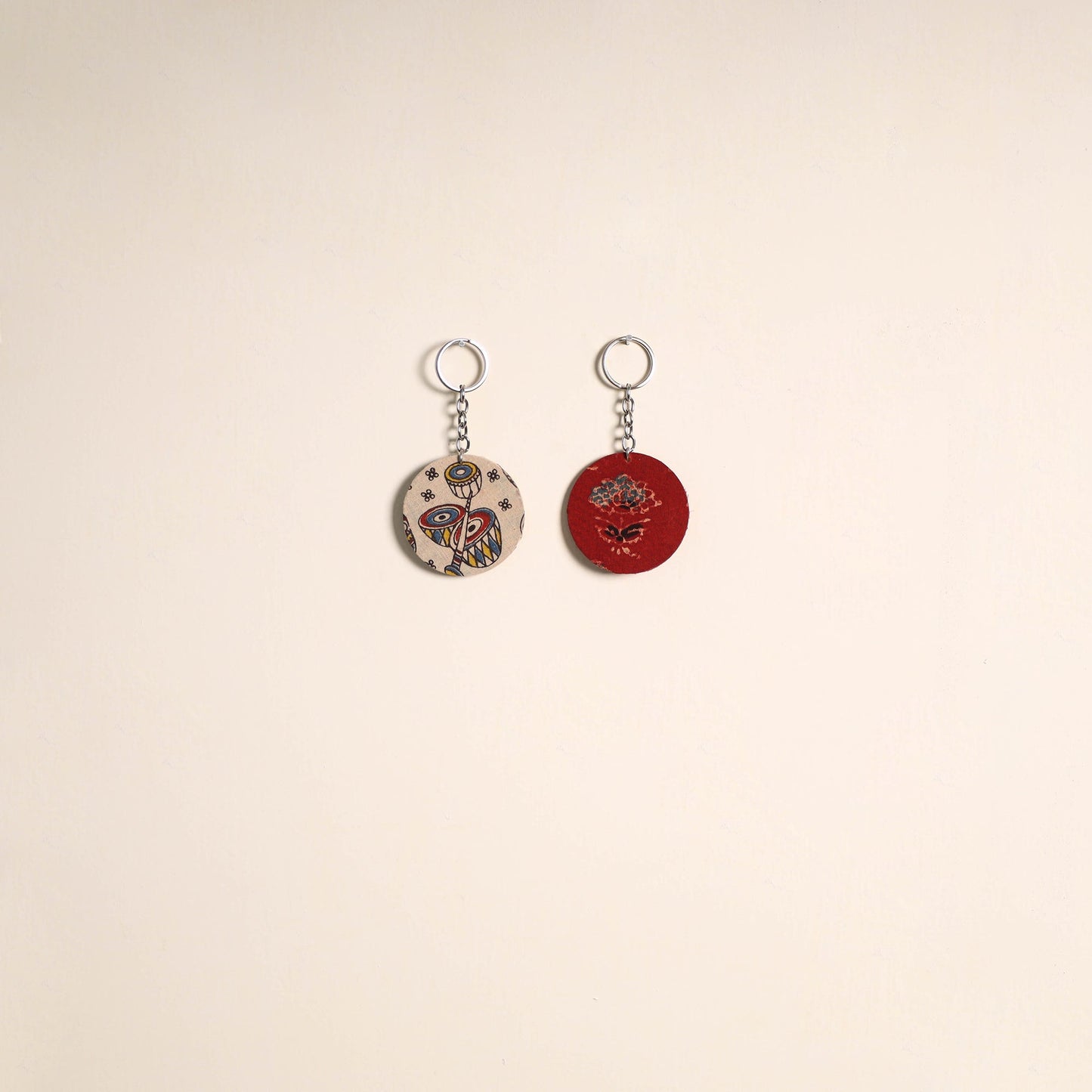 Multicolor - fabric-embellished wood keychain (set of 2) 01